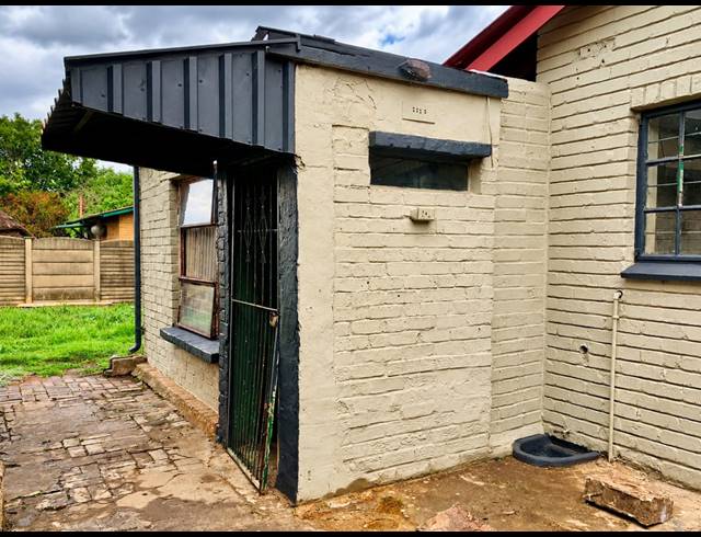 3 BEDROOM HOUSE FOR SALE IN VANDERBIJLPARK CE 2